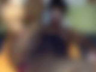 Creamyamber69's Live Sex Cam Show