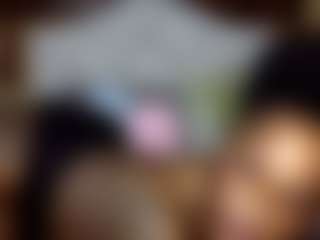 Creamyamber69's Live Sex Cam Show