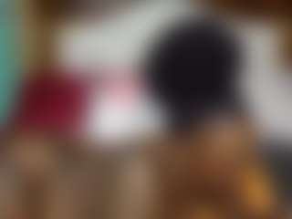 Creamyamber69's Live Sex Cam Show