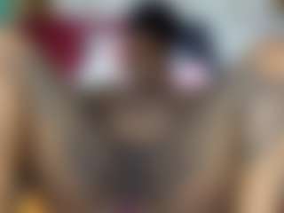 Creamyamber69's Live Sex Cam Show