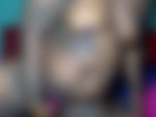 Creamyamber69's Live Sex Cam Show
