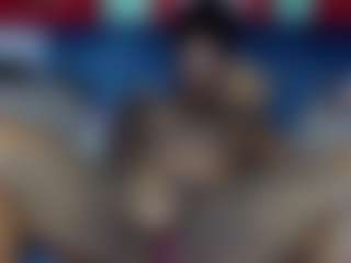 Creamyamber69's Live Sex Cam Show