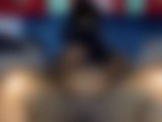 Creamyamber69's Live Sex Cam Show