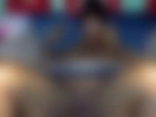 Creamyamber69's Live Sex Cam Show