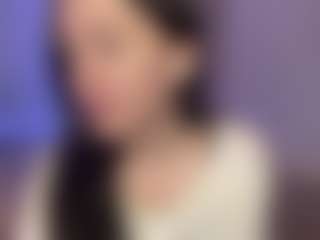 Live cam show with EstaMenucci - Facial on anonymated.com