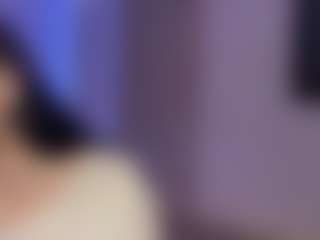 Live cam show with EstaMenucci - Massage on testsause.com