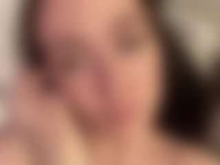 EstaMenucci's Live Sex Cam Show