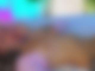 Live cam show with EvaHair - Brown Eyes on Pornisteam.com