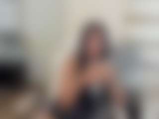 Live cam show with Isabeella - Camel Toe on SpankPalCams