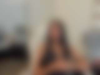 Isabeella's Live Sex Cam Show