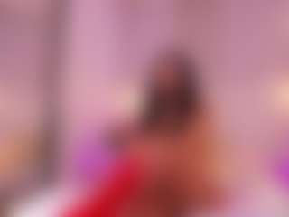 Live cam show with Kassia Kim - Athletic Dildo on liverealitysex.com