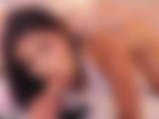 Live cam show with Kassia Kim - Spank Brown Hair on live.xbliss.ai