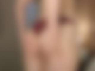 Lonny-Peach's Live Sex Cam Show