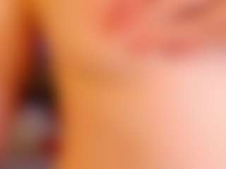 Live cam show with Lonny-Peach - Public on SinfulBabes