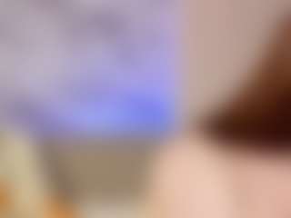 Live cam show with Lonny-Peach - College on Milfs Live