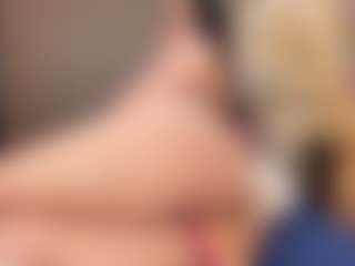 Live cam show with SamantaBrown - Fuck Machine on SmokeAndPoke