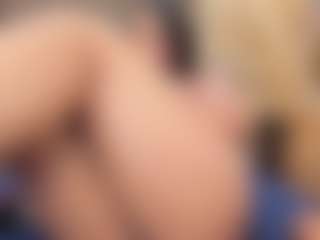 Live cam show with SamantaBrown - Cute on Gym Cam Girls