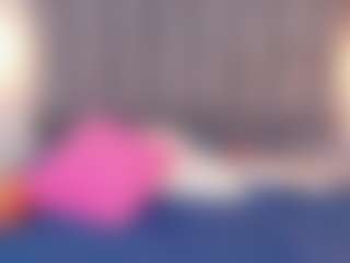 Live cam show with SamantaBrown - Fucking on friskycurves.com