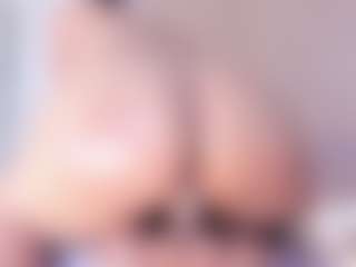 Live cam show with SamantaBrown - Creampie on Milfs Live