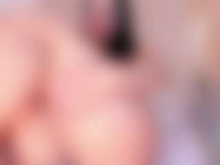 Live cam show with SamantaBrown - Fucking on Lustler