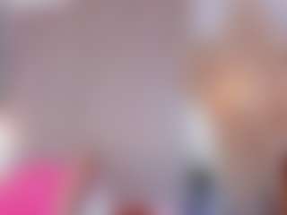 Live cam show with SamantaBrown - Drinking on Camiplay Live