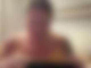 selfcarebaddie MILF webcam performer live streaming