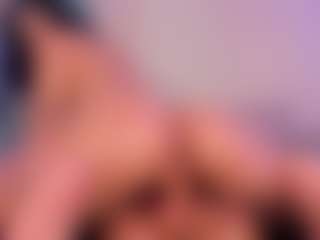Live cam show with sweet-samaantha - Athletic on Camsoda