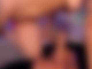 Live cam show with Samaantha - Asshole on Hubzter Live