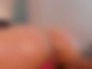 Live cam show with Samaantha - Strip Latina on chickslive.net | colombia