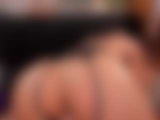 Live cam show with Samaantha - Athletic Strip on anonymated.com