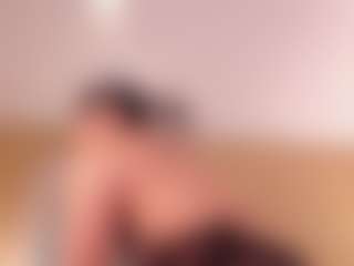 Live cam show with Samaantha - Public on Soda Cam