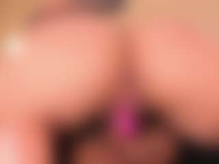 Samaantha's Live Sex Cam Show
