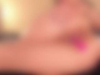 Live cam show with Samaantha - Athletic Amateur on https://playwithruby.com