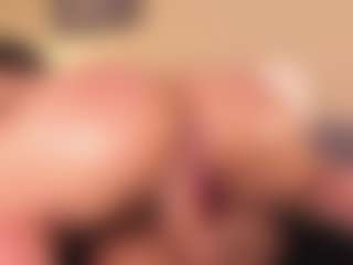 Live cam show with Samaantha - Tattoos on Gym Cam Girls