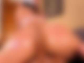 Live cam show with Samaantha - Brown Eyes on camgirlchat.live