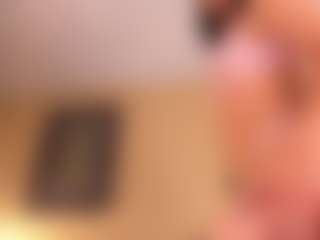 Live cam show with Samaantha - Athletic on TastyBlacksLive