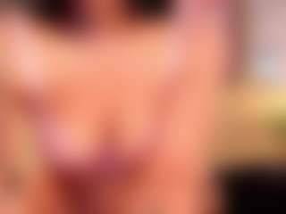 Live cam show with Samaantha - HD on Camversity