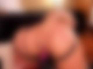 Samaantha's Live Sex Cam Show