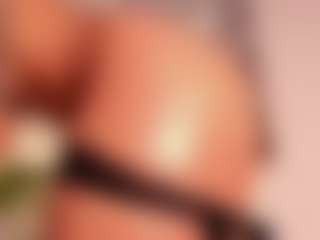 Live cam show with Samaantha - Striptease Latina on Porn Luv | colombia