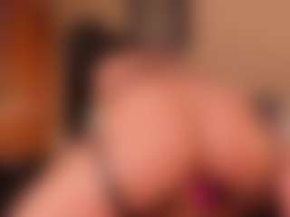 Live cam show with Samaantha - Strip on Cam Slut