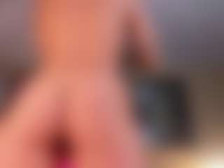 Samaantha's Live Sex Cam Show