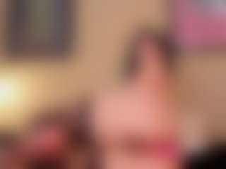 Live cam show with Samaantha - Brown Eyes on Stripli.com