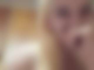 xxJessiebugxx's Live Sex Cam Show