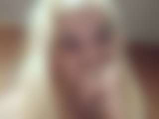 xxJessiebugxx's Live Sex Cam Show
