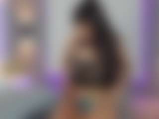 Live cam show with Alexa-Zc - Oil on AdultVida.com