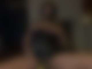Brownround1111's Live Sex Cam Show