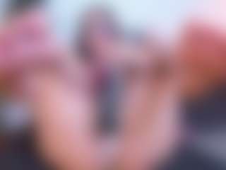 Live cam show with Candy Skinny - Striptease on Adult Interactions