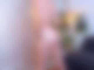 Live cam show with Candy Skinny - Normal on SxyPornLive