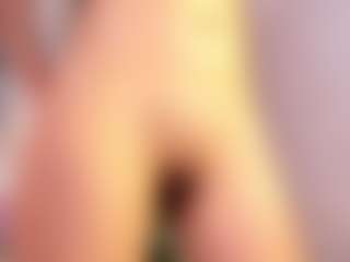 Live cam show with Candy Skinny - Striptease on CamSodaAdn
