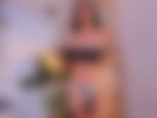 Candy Skinny's Live Sex Cam Show